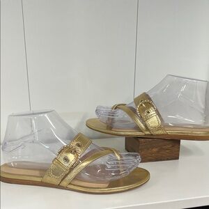 🔥🔥 Veronica Beard Brand new Metallic Gold Buckle Slide Sandals $300 retail